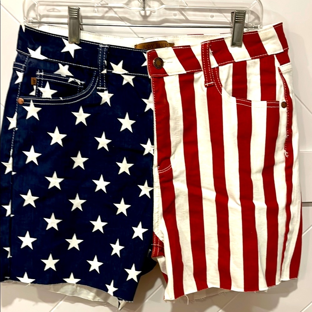 Judy Blue Red and Blue Jean Shorts Patriotic Design